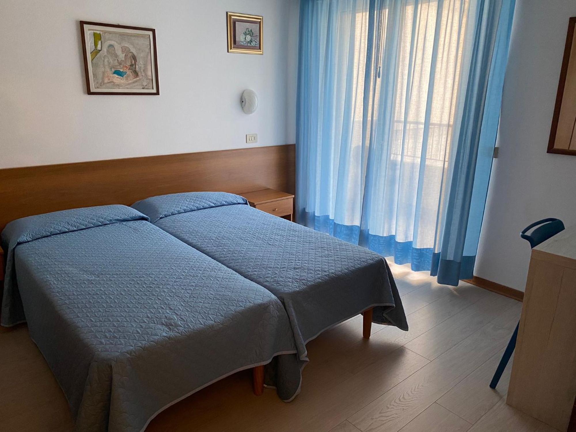 Meuble Patrizia Hotel
